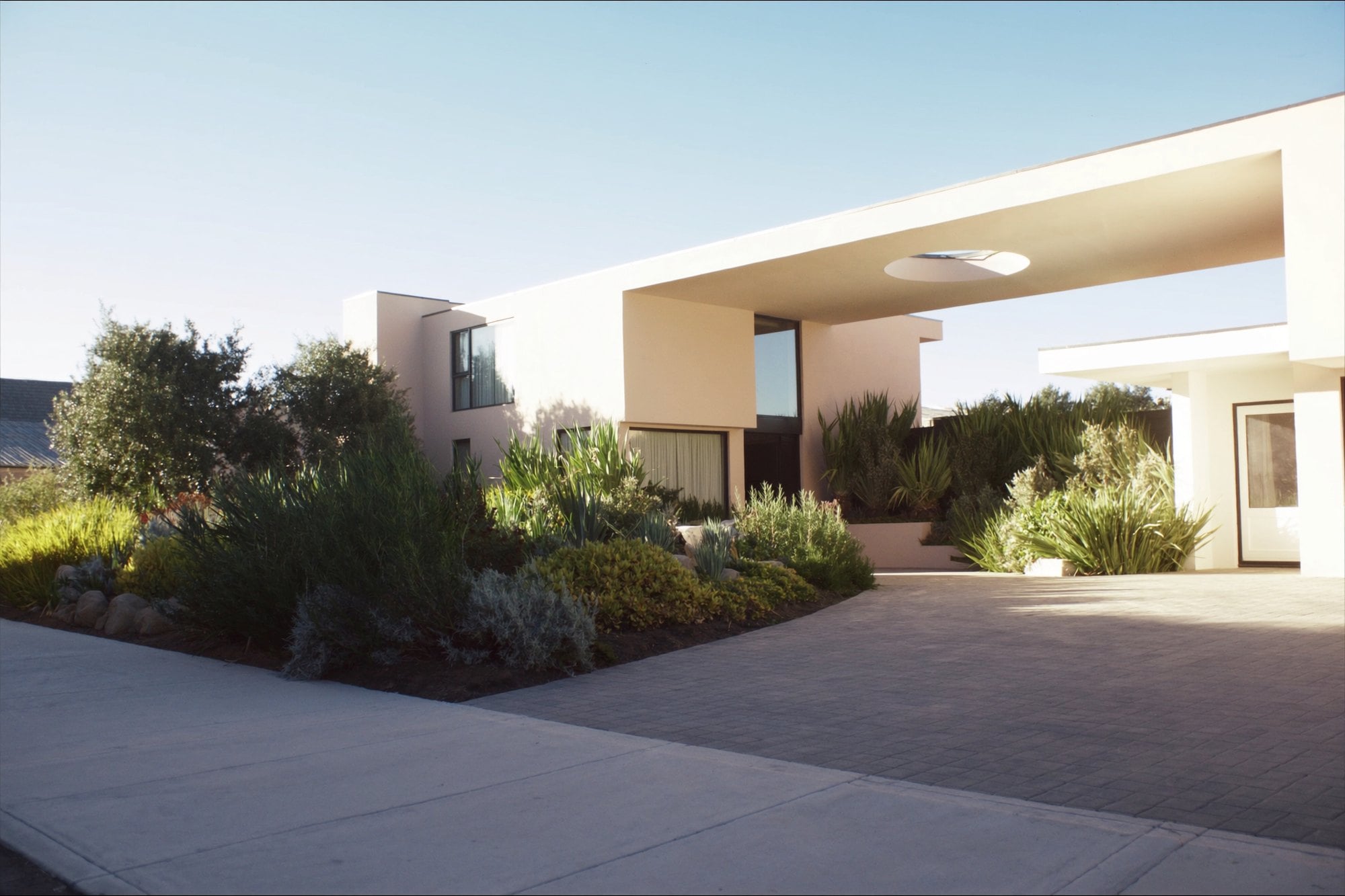 A modern home financed through Sphinx Capital